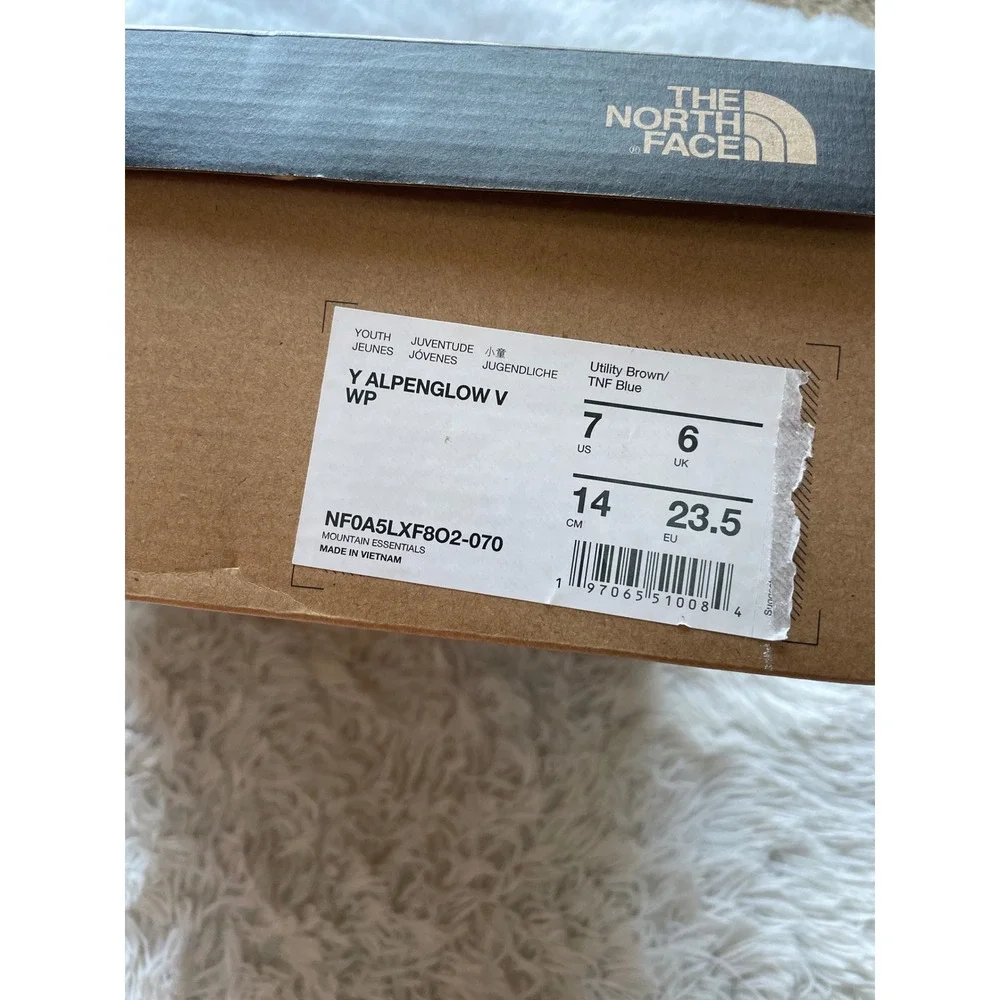 The North Face Alpenglow V Waterproof Boots